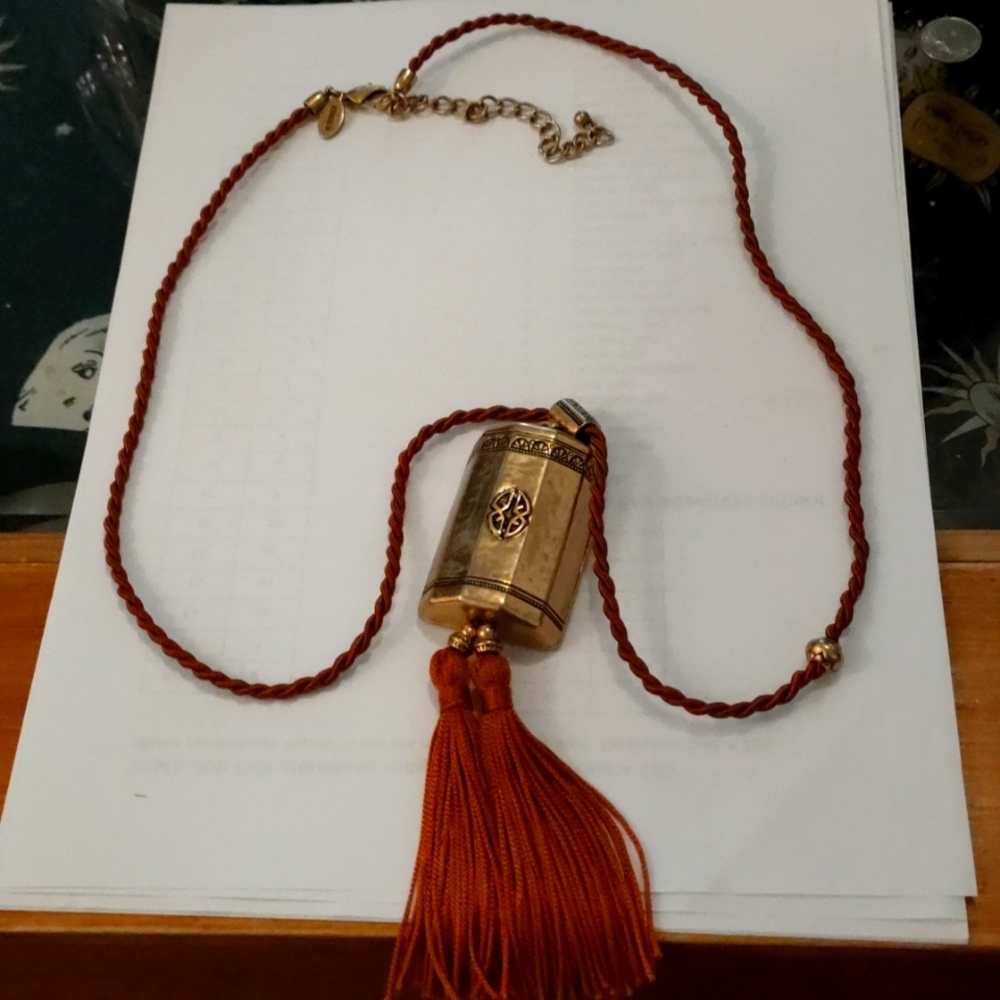 Chico's Asian style necklace